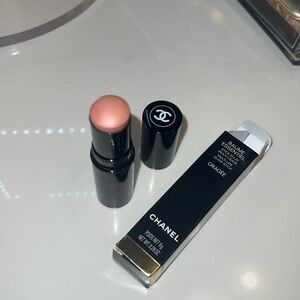 CHANEL  Baume Essentiel Glow stick Dagree
